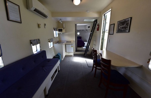 Waitomo Caves House | Woodlyn Park Plane cockpit Unit