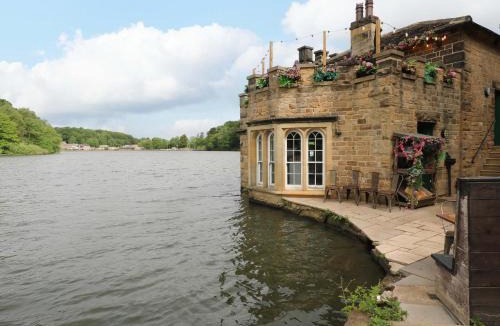 Newmillerdam House | Woodman's Cottage