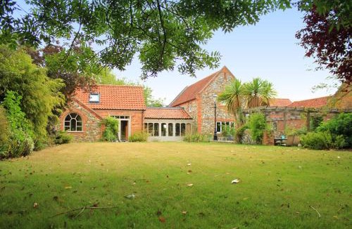 Stratton Strawless Bed & Breakfast | Woodman's Farm