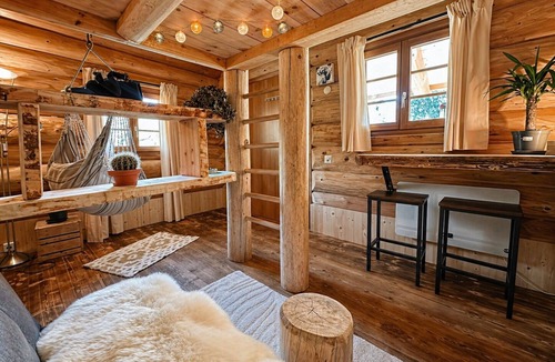 Leuk House | WoodMood
