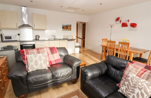 Welton Cottage | Woodpecker