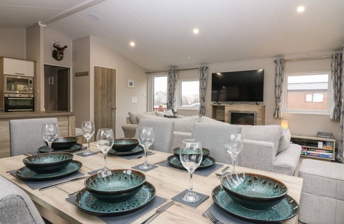 Dunbar Cottage | Woodpecker Lodge