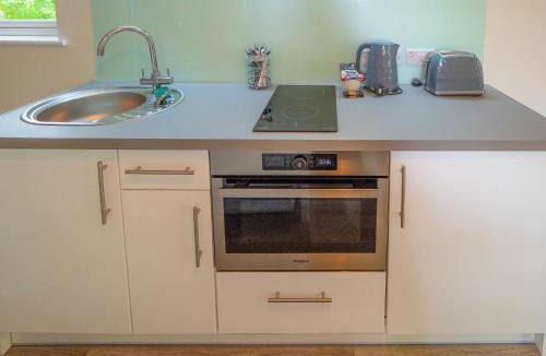 Hayle House | Woodpecker - Uk43451