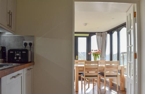 Cowbeech House | Woodpeckers