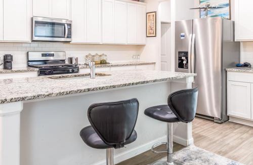 Porter Apartment | Woodridge - Entire Home or Shared Home