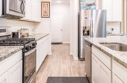 Porter House | Woodridge - entire Home
