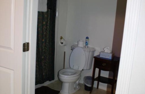 Tech Terrace Bed & Breakfast | Woodrow House Bed & Breakfast