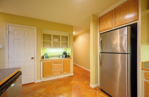 Tomball House | Woodside Charm: Comfort & Serenity in the Trees