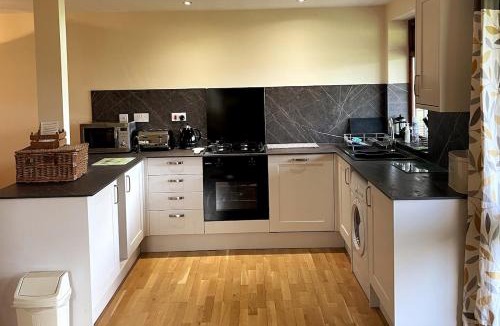Piltdown Apartment | Woodside Cottages - Beech cottage - 2-bed Self-catering