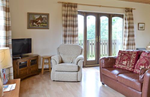 Penybont House | Woodside Lodge - Hw7520