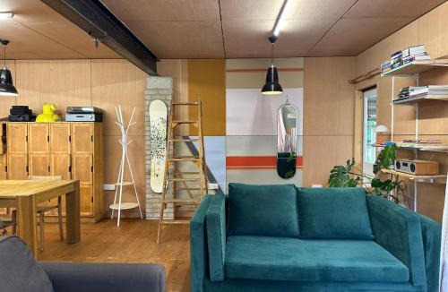 Hassocks Apartment | Woodside Studio