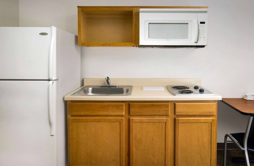 Butztown Hotel | WoodSpring Suites Allentown Bethlehem