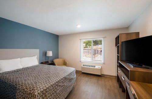Walnut Creek Business Park Hotel | WoodSpring Suites Austin Central