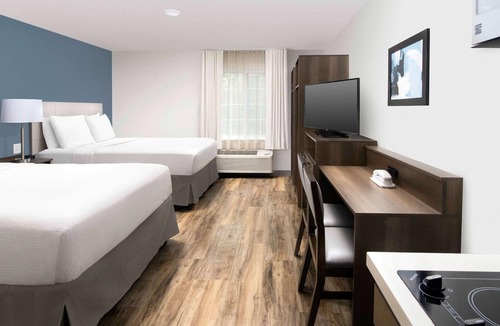 Franklin Park Hotel | WoodSpring Suites Austin South Central I-35