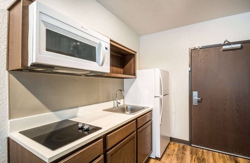 Braden River Hotel | WoodSpring Suites Bradenton