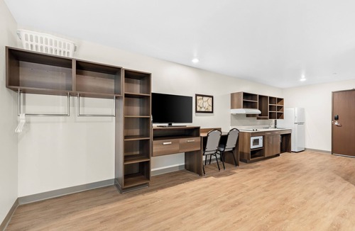 Ceres Hotel | Woodspring Suites Ceres - Modesto