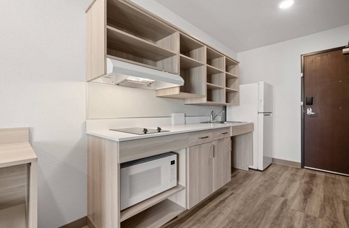 Ceres Hotel | Woodspring Suites Ceres - Modesto