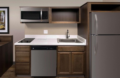 Barclay-Kingston Hotel | WoodSpring Suites Cherry Hill