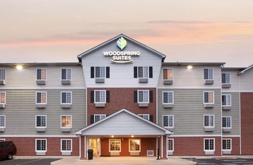 Groveport Hotel | WoodSpring Suites Columbus Southeast