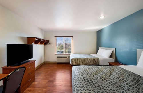 Groveport Hotel | WoodSpring Suites Columbus Southeast