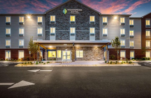 Elgin Hotel | WoodSpring Suites Elgin - Chicago