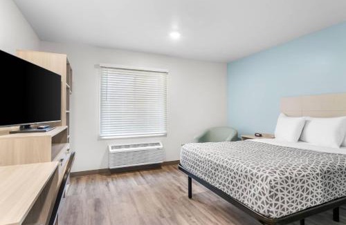 Elkhart Hotel | WoodSpring Suites Elkhart