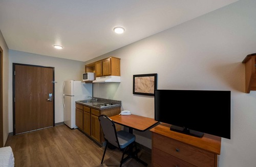 Fossil Creek Hotel | WoodSpring Suites Fort Worth Fossil Creek