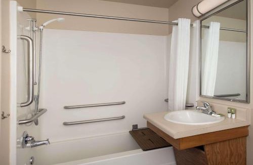 Gainesville Hotel | WoodSpring Suites Gainesville I-75