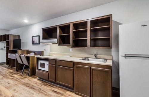 Harrisburg Hotel | WoodSpring Suites Harrisburg Linglestown