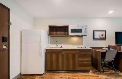 Inverness Hotel | WoodSpring Suites Inverness