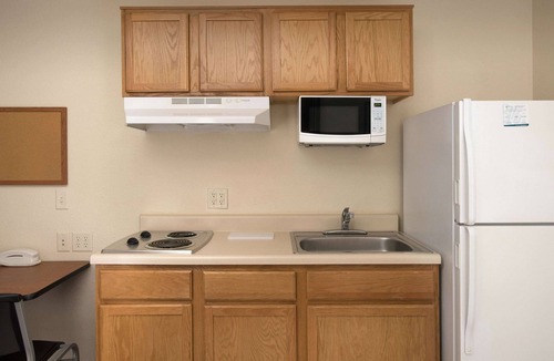 Junction City Hotel | WoodSpring Suites Junction City