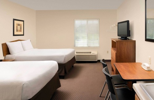 Junction City Hotel | WoodSpring Suites Junction City