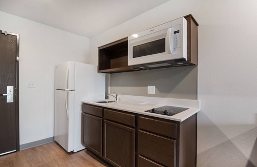 Linden Hotel | WoodSpring Suites Linden