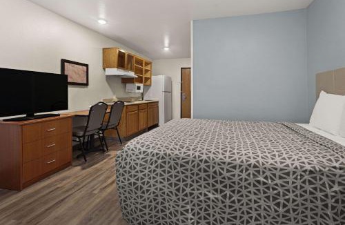 Macon Hotel | WoodSpring Suites Macon North