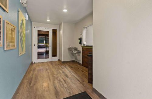 Macon Hotel | WoodSpring Suites Macon West I-475