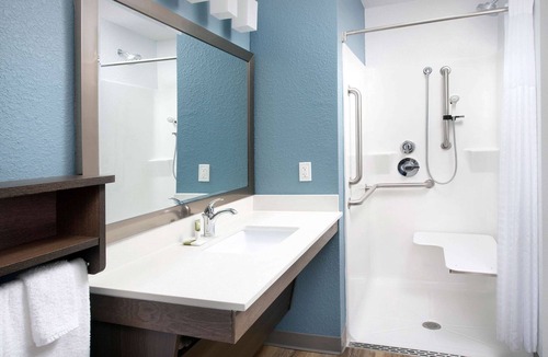 Ludlam Hotel | WoodSpring Suites Miami Southwest