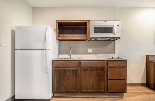 East Naples Hotel | WoodSpring Suites Naples West