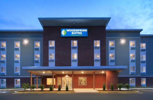 Stafford Hotel | WoodSpring Suites Quantico