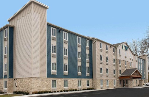 Rochester Hotel | WoodSpring Suites Rochester Greece