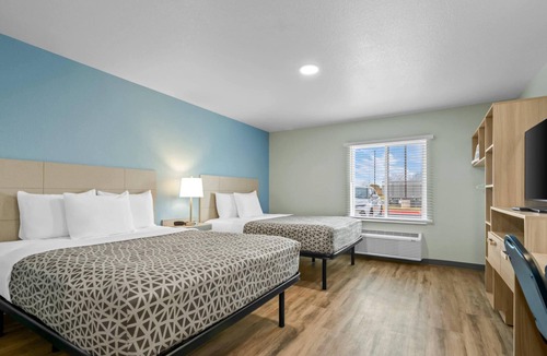 Lowell Hotel | Woodspring Suites Rogers Bentonville