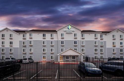 Southside Hotel | WoodSpring Suites San Antonio South