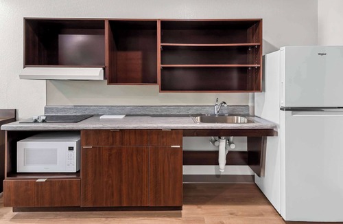 Waco Hotel | Woodspring Suites Waco South
