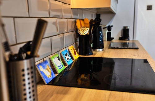 Ferryhill Ski Chalet | Woodstock Lodge