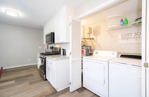 Woodstock House | Woodstock - Whole Home - Extended Stay