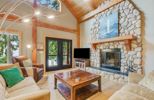 Hoodsport House | Woodstone Cabin