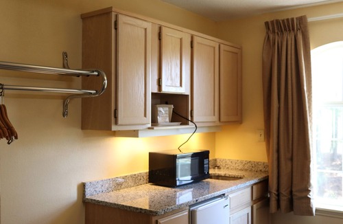 Hogansville Hotel | Woodstream Inn