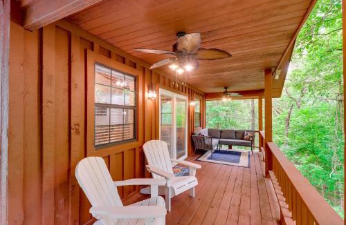 Gassville House | Woodsy Gassville Getaway ~ 3 Mi to White River!
