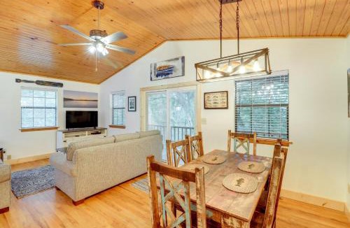 Gassville House | Woodsy Gassville Getaway ~ 3 Mi to White River!