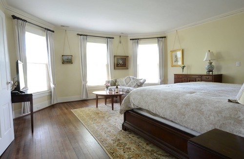 Esmont Bed & Breakfast | Woodville Bed and Breakfast