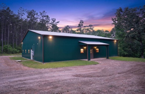Woodville Cabin | Woodville Wilderness Retreat | 36-Acre Group Lodge